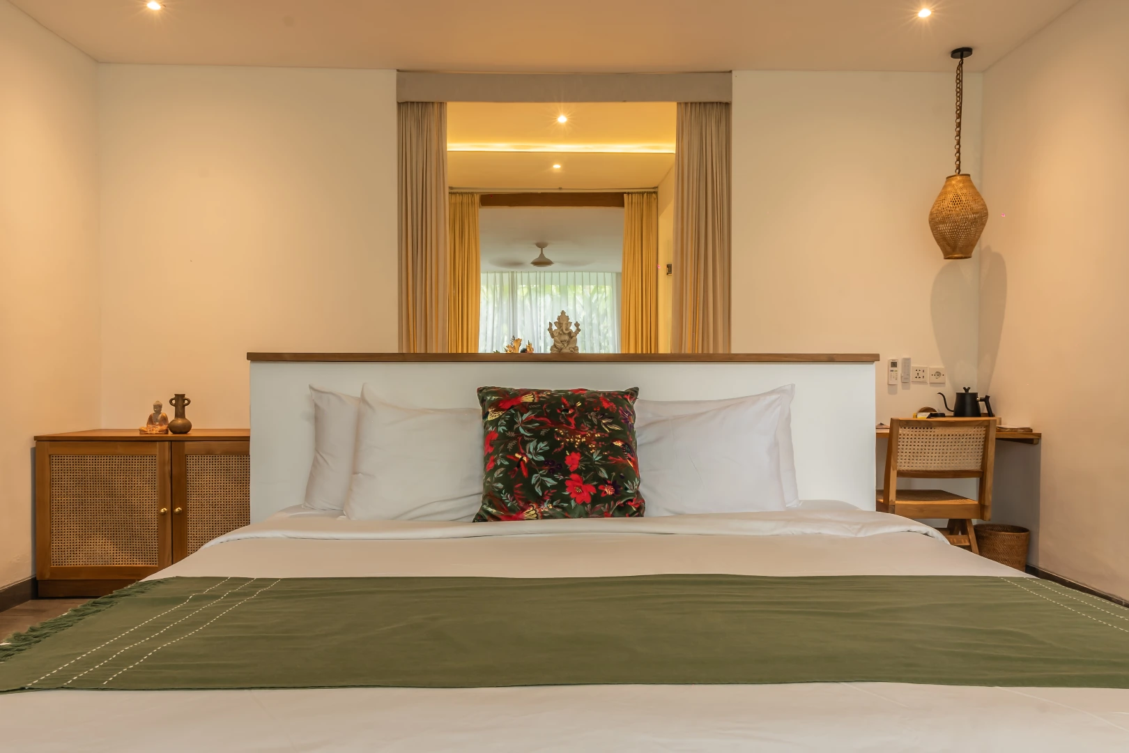 Suite Jungle View_1_edited